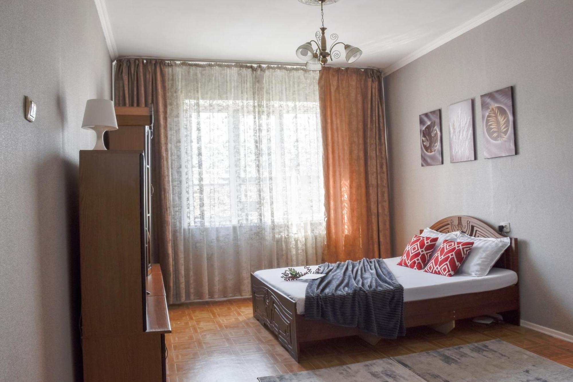 YourHouse Микрорайон Жетысу-2, дом 69 Алмати Екстер'єр фото